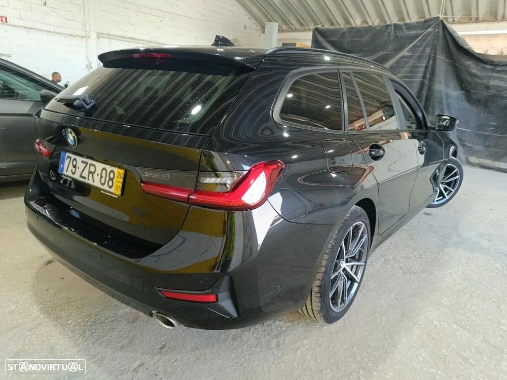 BMW 320 d Touring Auto - 3