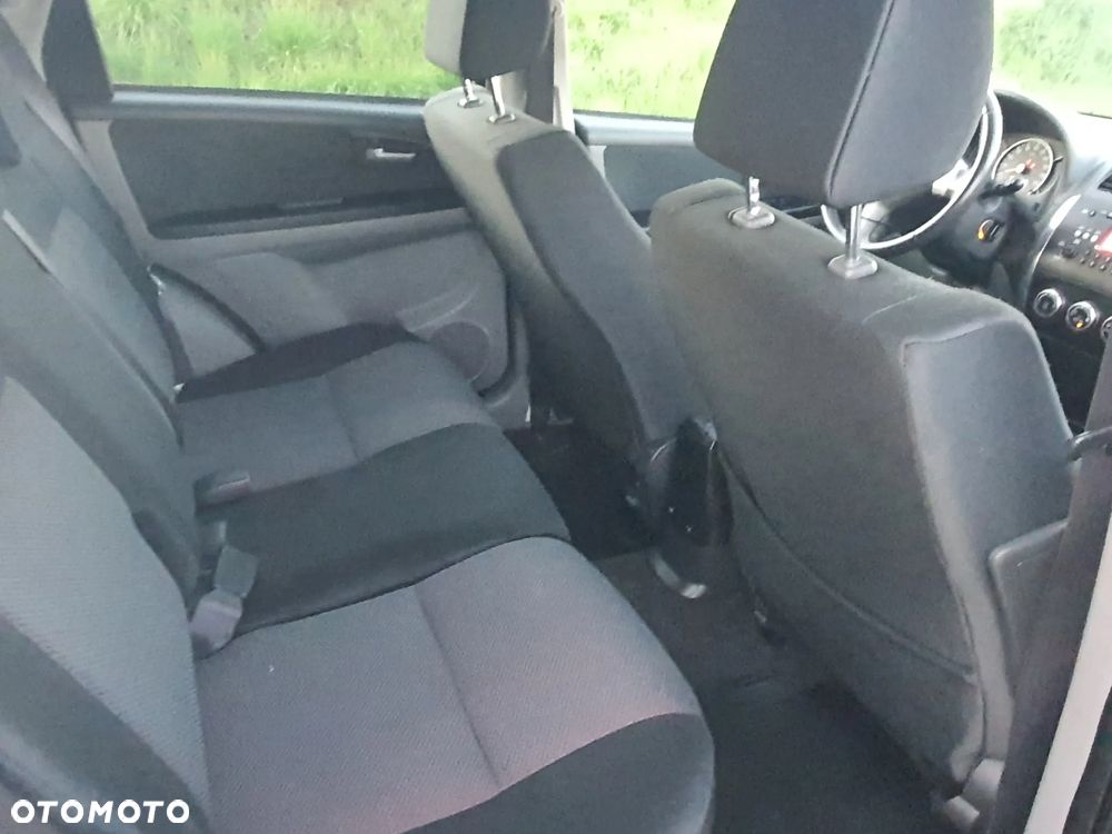 Suzuki SX4 1.6 VVT 4x2 Comfort - 14