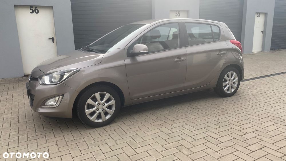 Hyundai i20 - 11