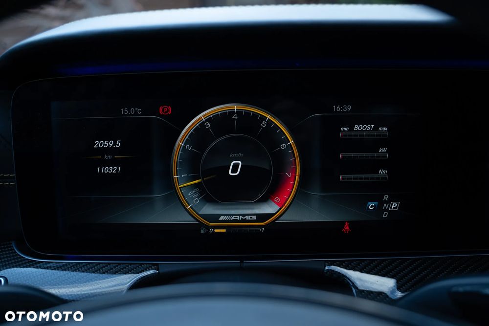 Mercedes-Benz Klasa E AMG 63 S 4-Matic+ - 21