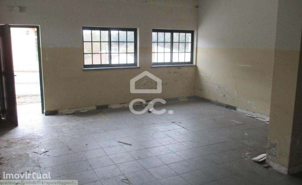 Armazem em Alvaiazere ( antigo lagar) - Grande imagem: 5/14