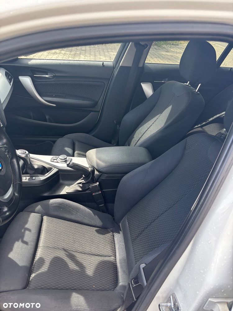 BMW Seria 1 120d Sport Line - 10