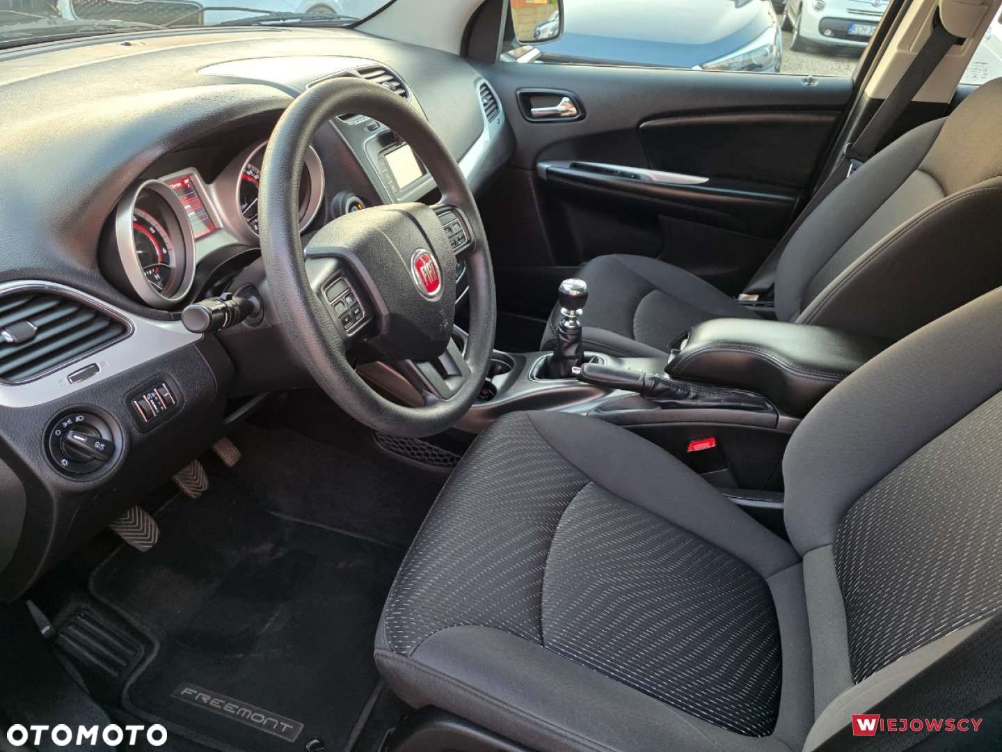 Fiat Freemont - 12