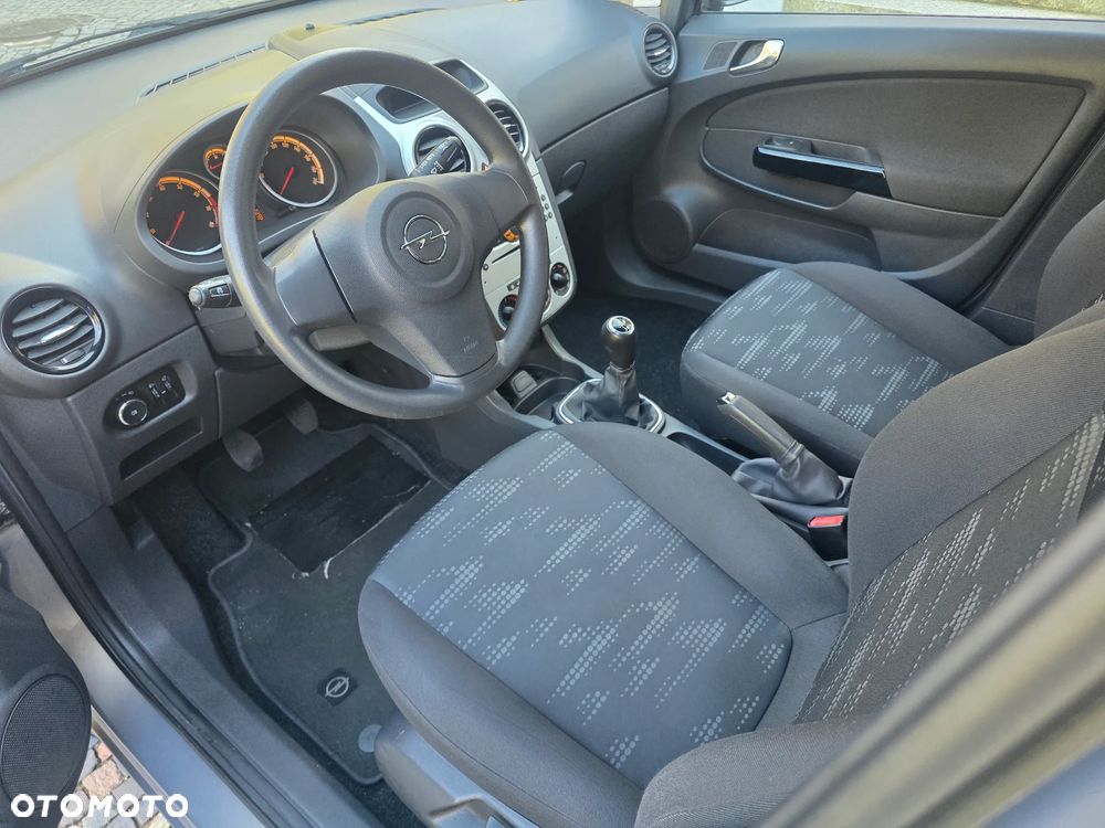 Opel Corsa 1.2 16V Enjoy - 13