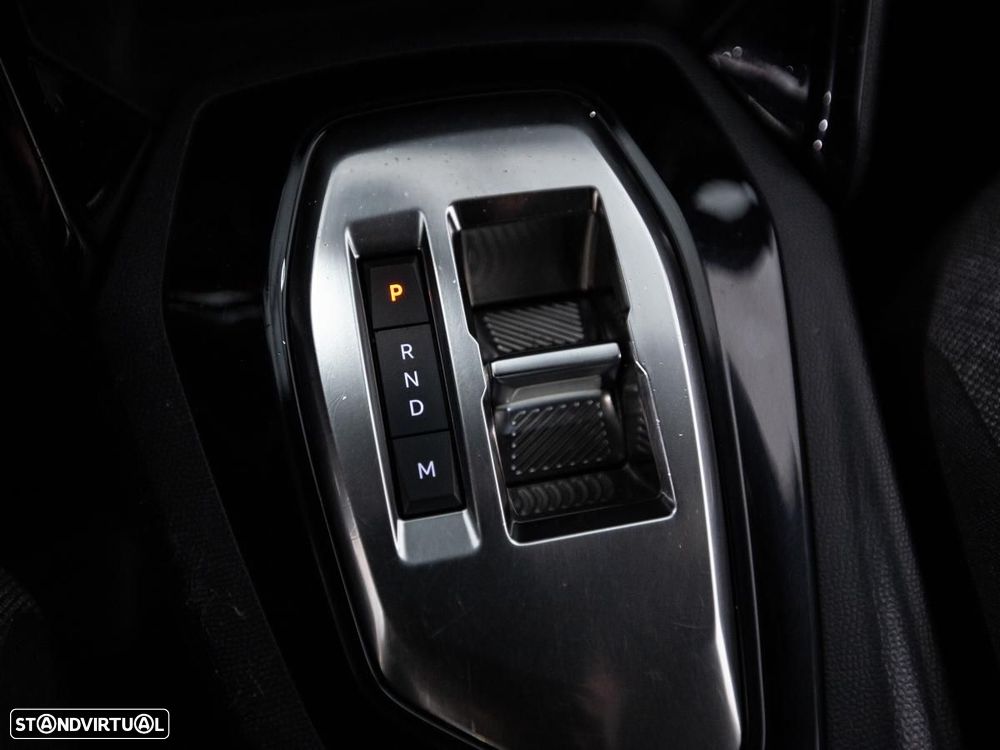 Peugeot 2008 1.5 BlueHDi Active Pack EAT8 - 16