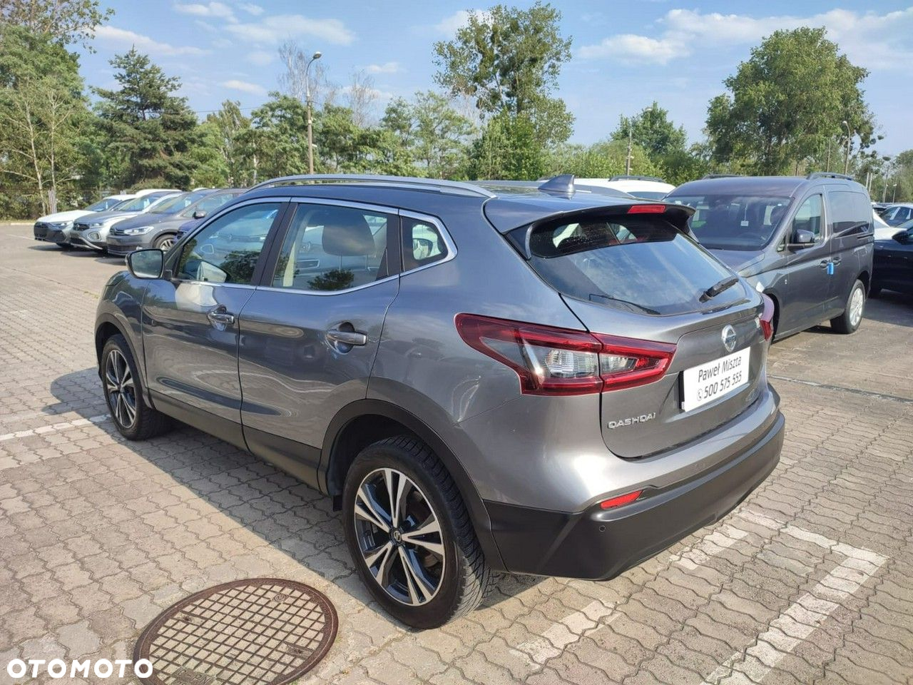 Nissan Qashqai - 25