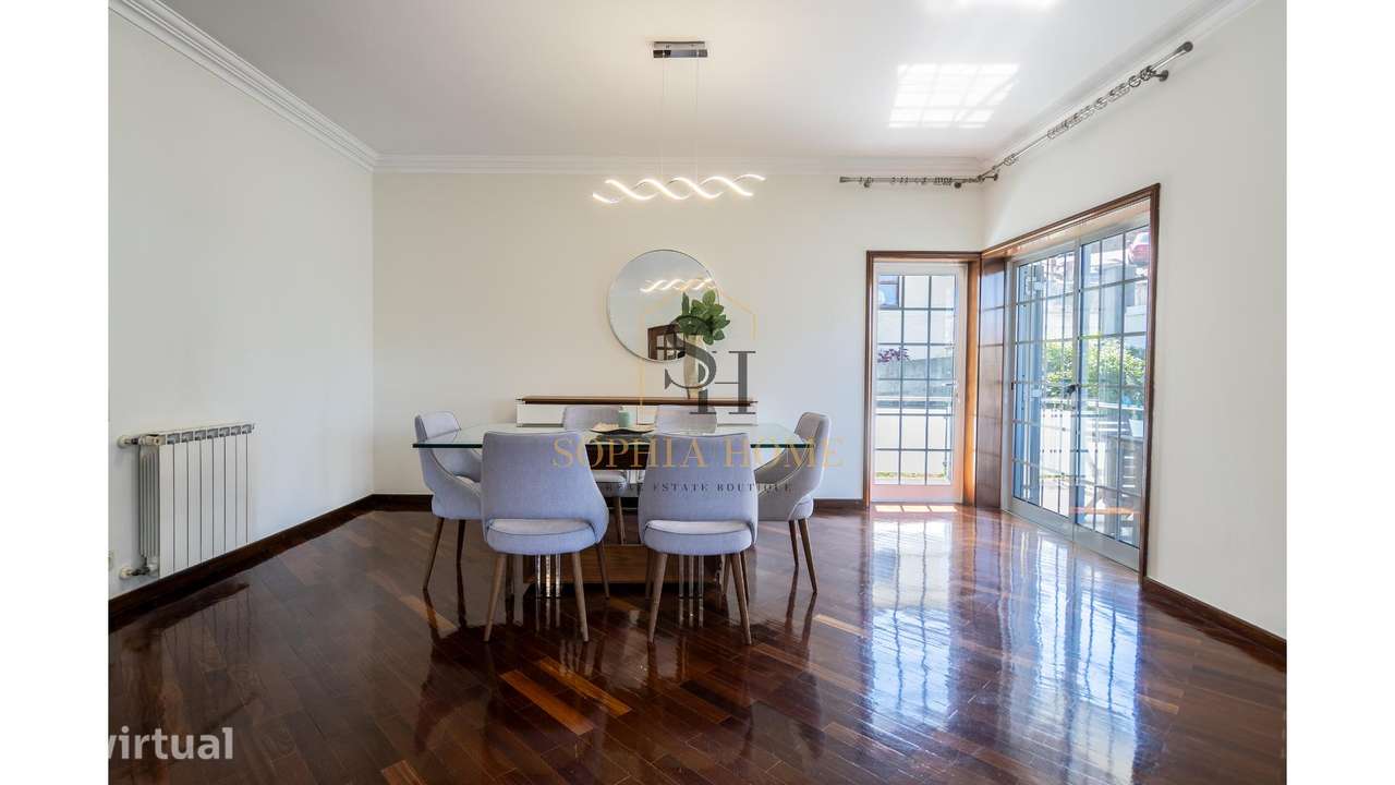 Moradia Independente T4+2 com 475 m² - Grande imagem: 4/47