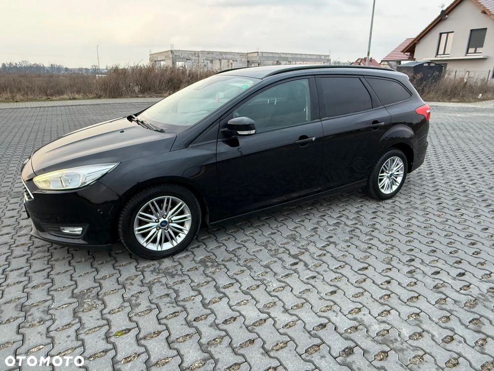 Ford Focus 1.5 EcoBlue Start-Stopp-System TITANIUM - 14
