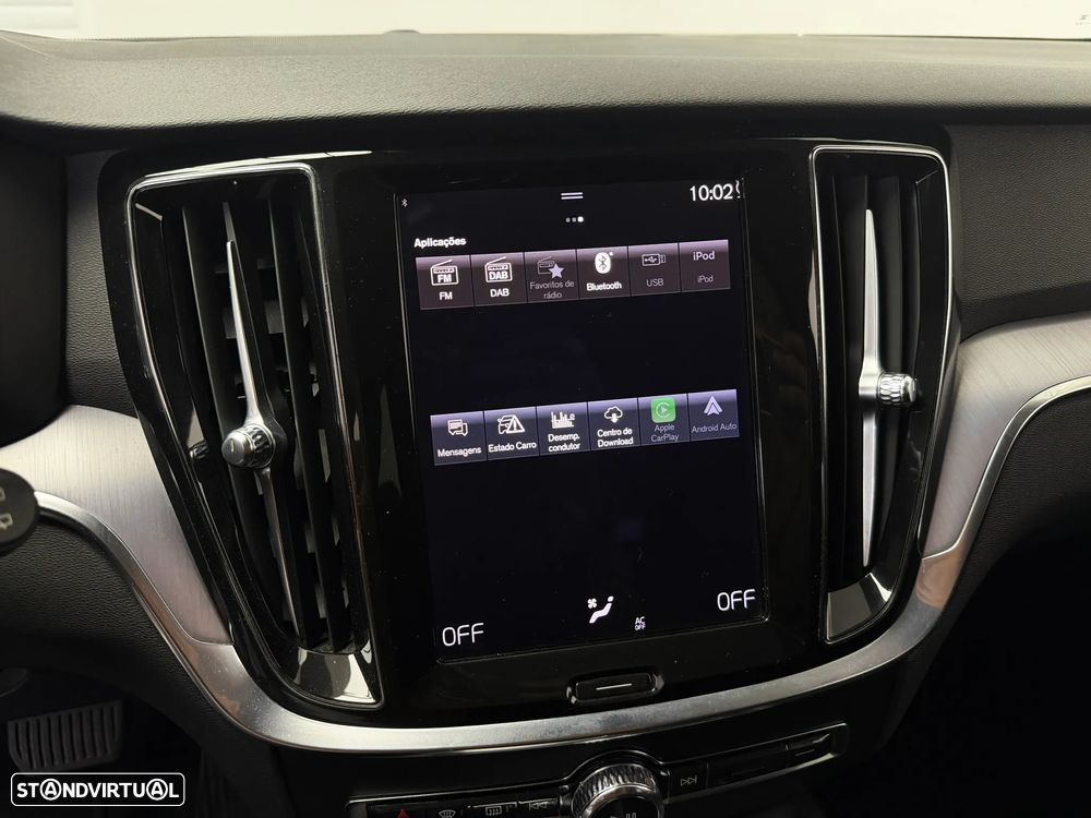 Volvo V60 2.0 B4 Momentum Plus Geartronic - 22