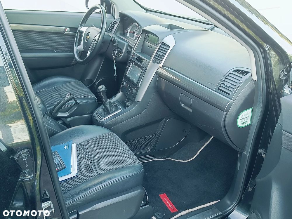 Chevrolet Captiva 2.4 4WD 7 Sitzer LT - 16