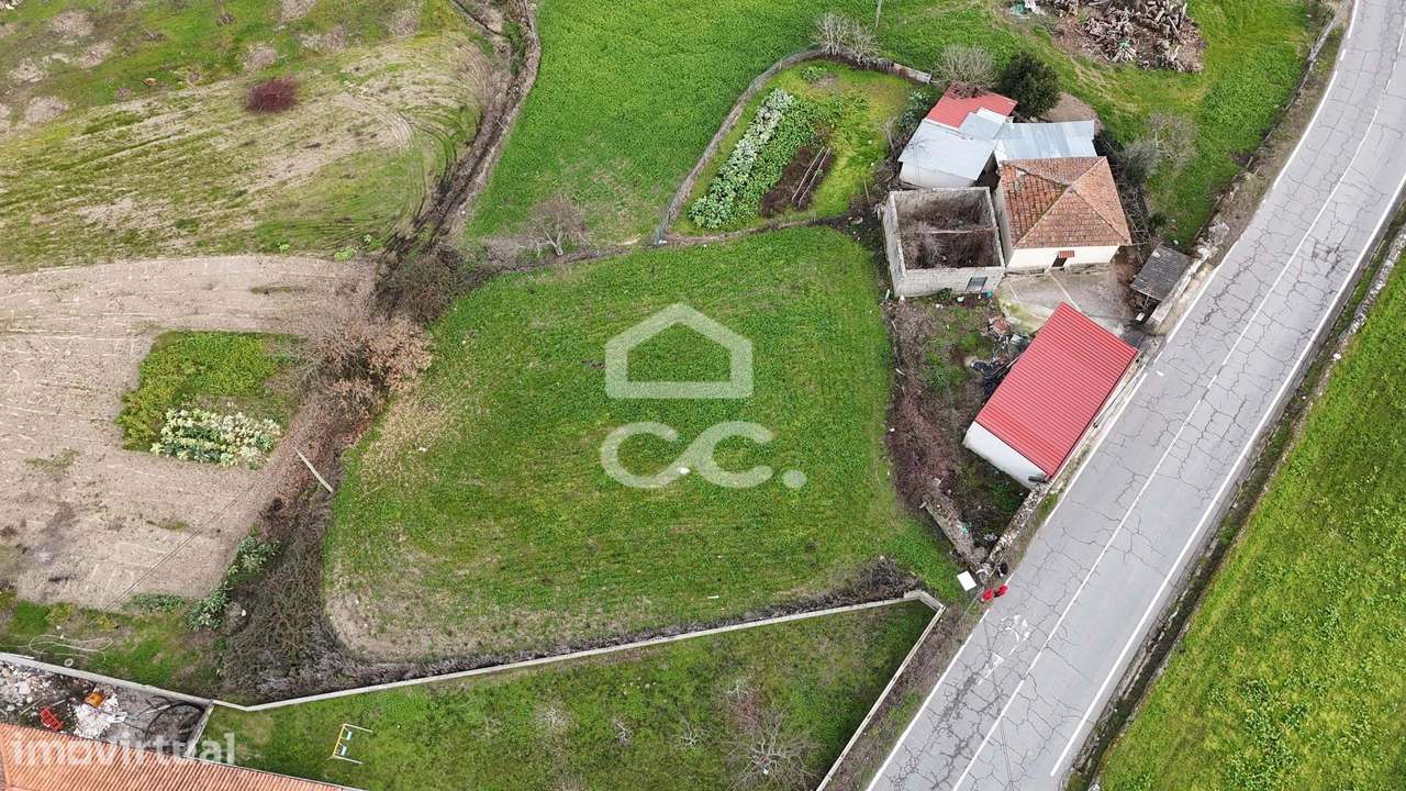 Terreno rústico com1040m2 em Chaves junto a Nacional 103 - Grande imagem: 2/8