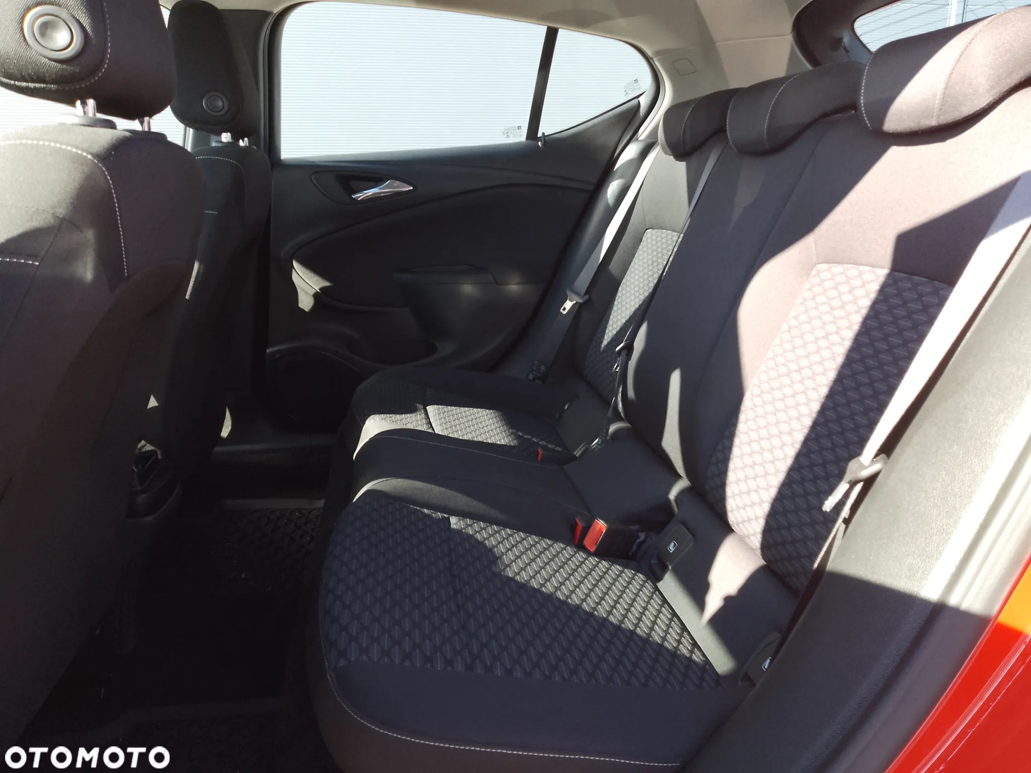Opel Astra V 1.6 CDTI Enjoy - 18