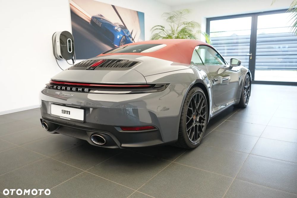 Porsche 911 Carrera S - 3