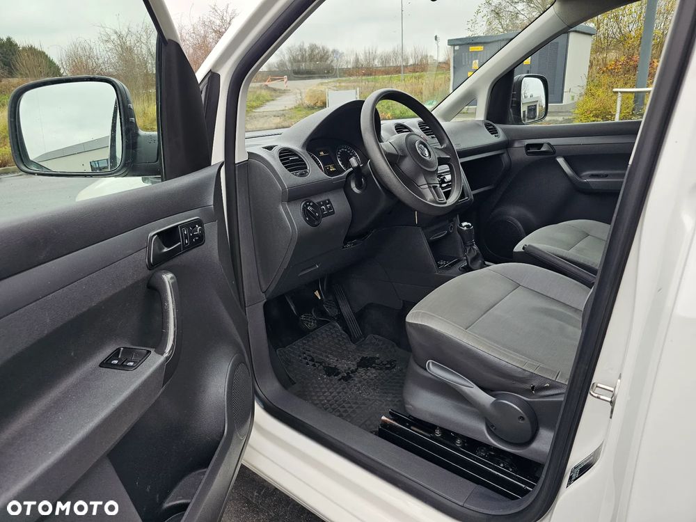 Volkswagen CADDY LONG MAXI - 9
