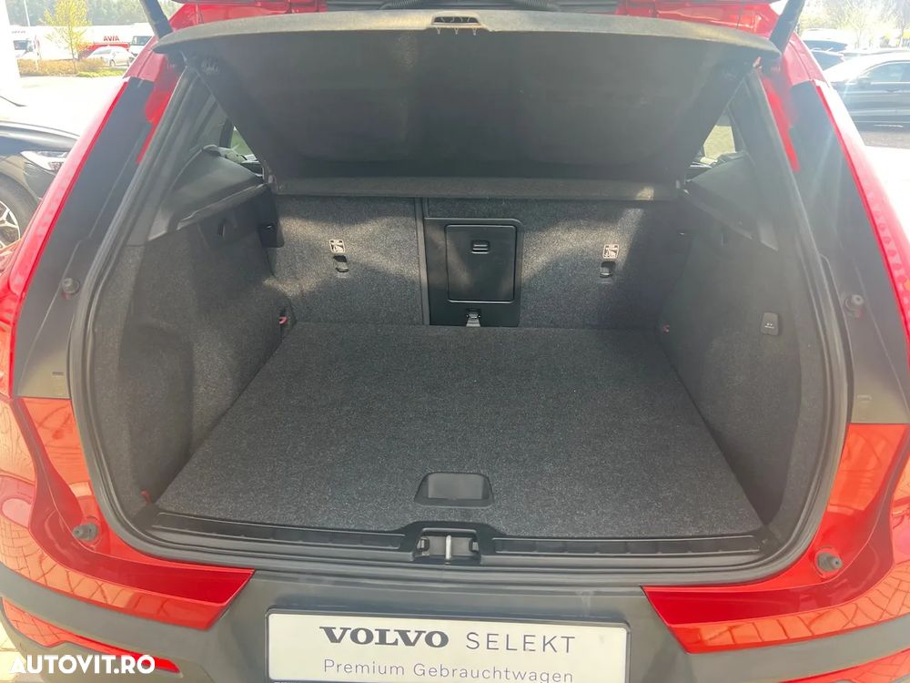 Volvo XC 40 Recharge T4 Twin Engine AT7 Inscription Expression - 11