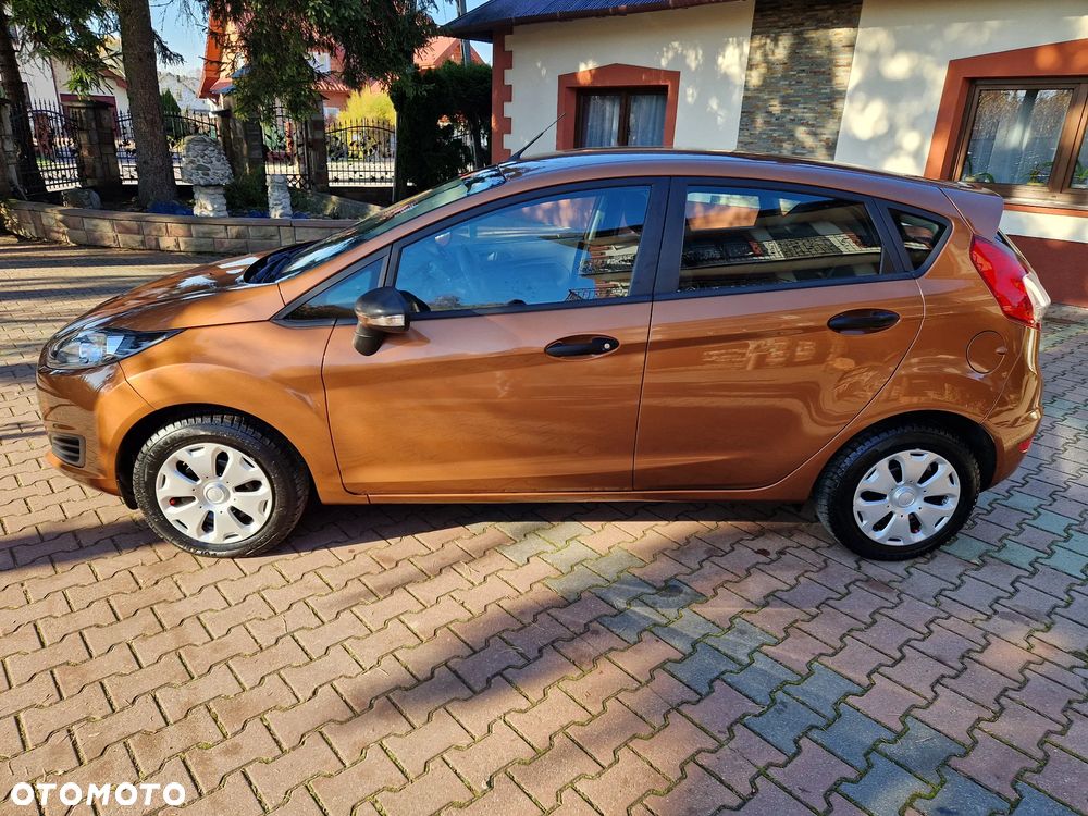 Ford Fiesta 1.25 Ambiente - 31