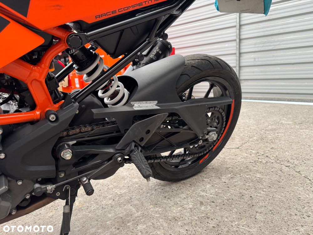 KTM RC 390 - 18