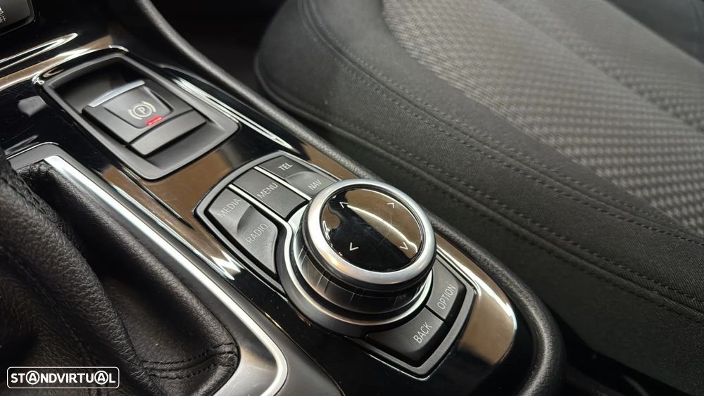 BMW 225xe Active Tourer Advantage - 16