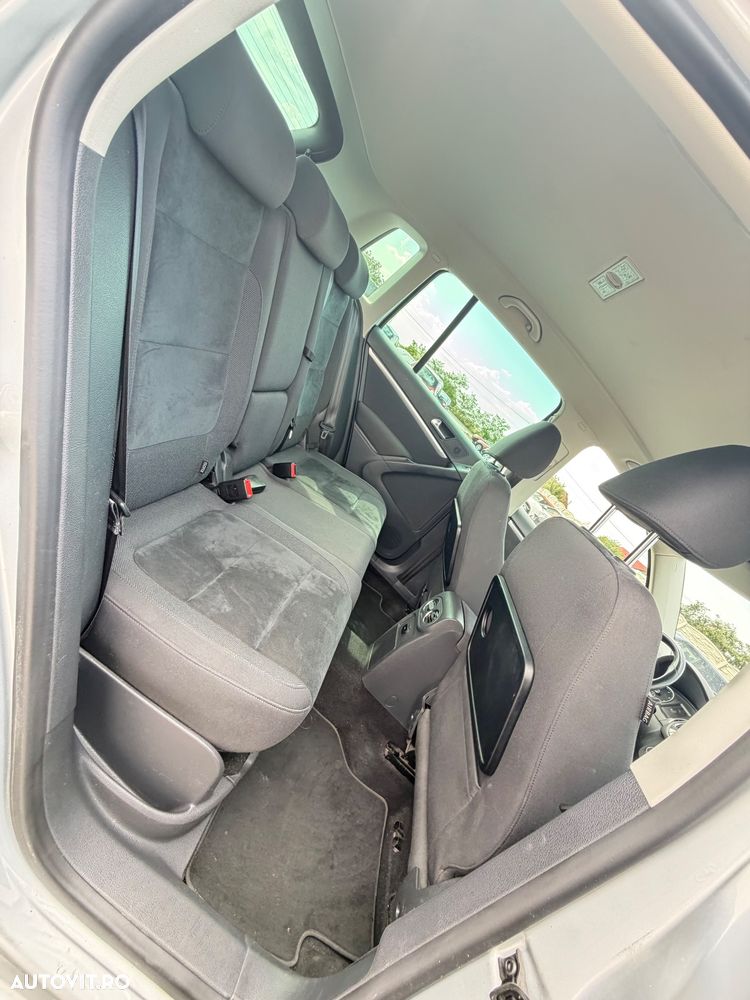 Volkswagen Tiguan - 8