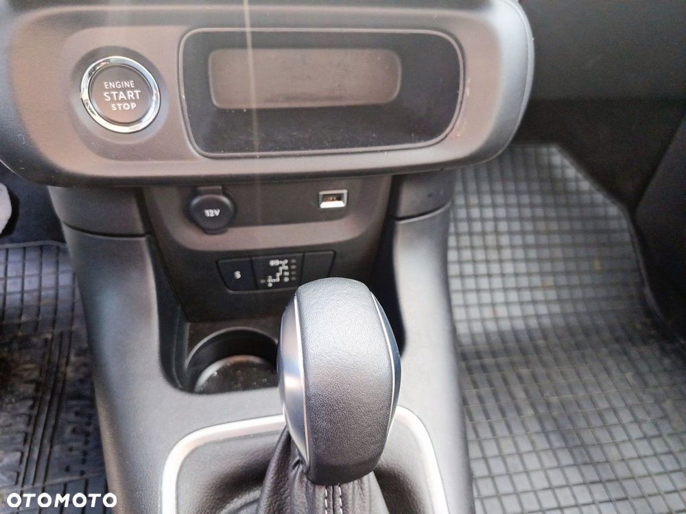 Citroën C3 1.2 PureTech Max EAT6 - 17