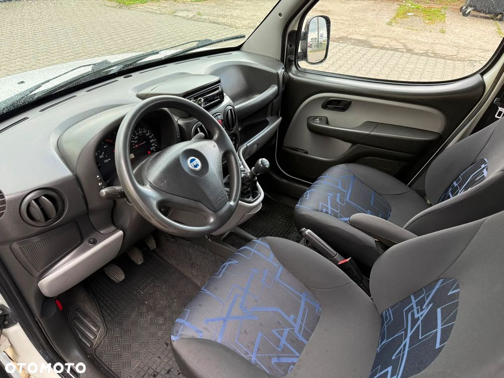 Fiat Doblo - 22