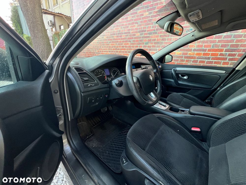 Renault Laguna - 8