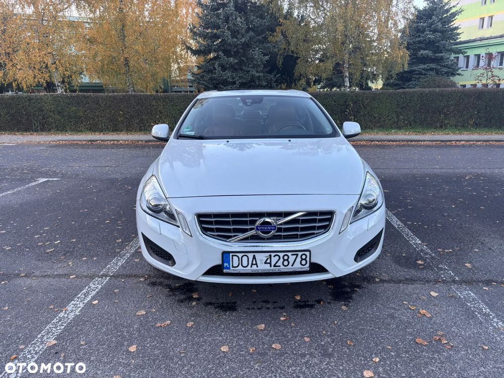 Volvo S60 D3 Momentum - 10