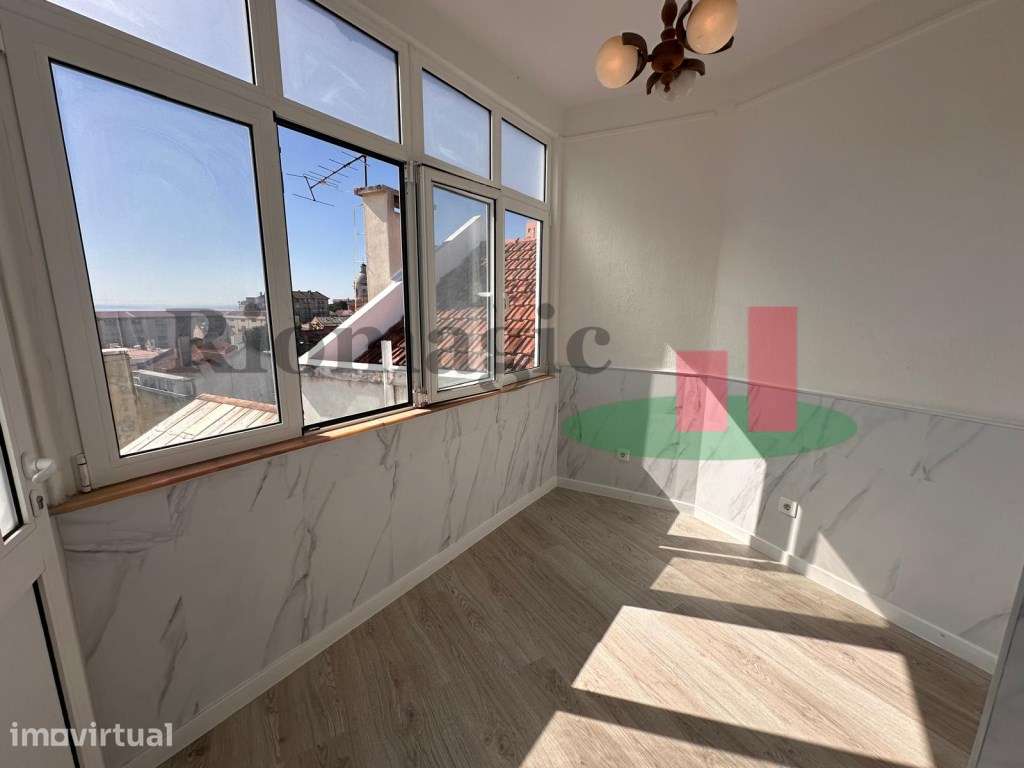 Apartamento T2 Vista Rio - Graça - Grande imagem: 3/24