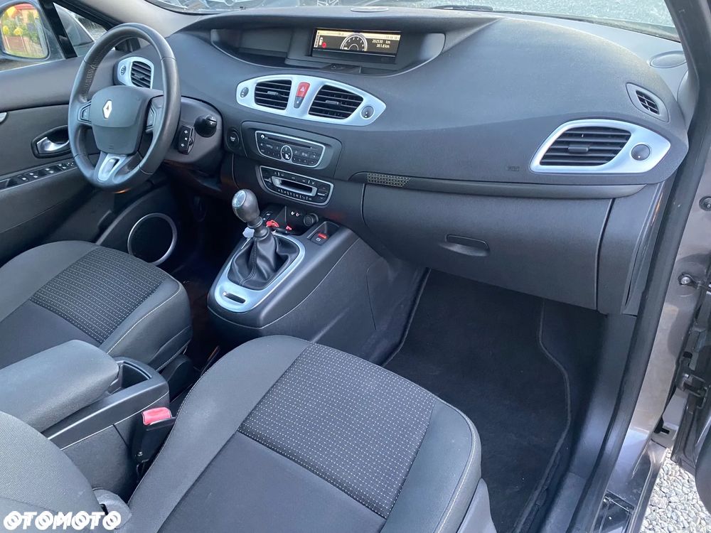 Renault Scenic 1.6 16V 110 Dynamique - 21