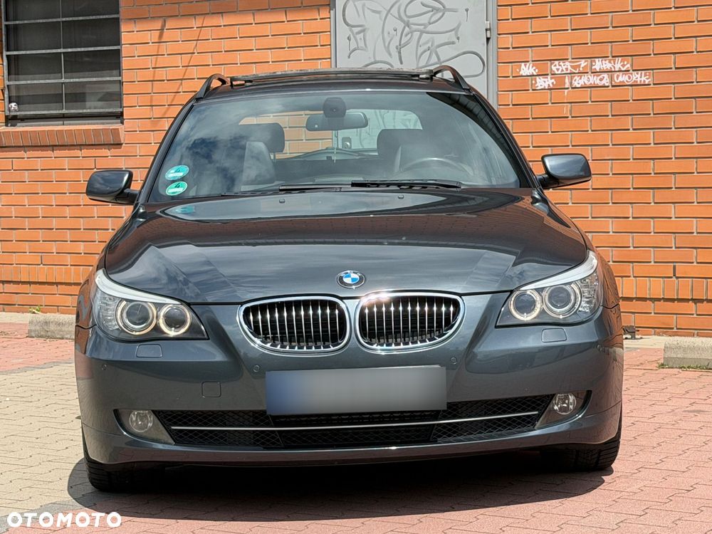BMW Seria 5 - 32