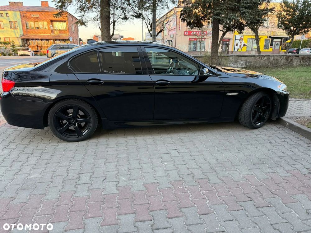 BMW Seria 5 520d - 22