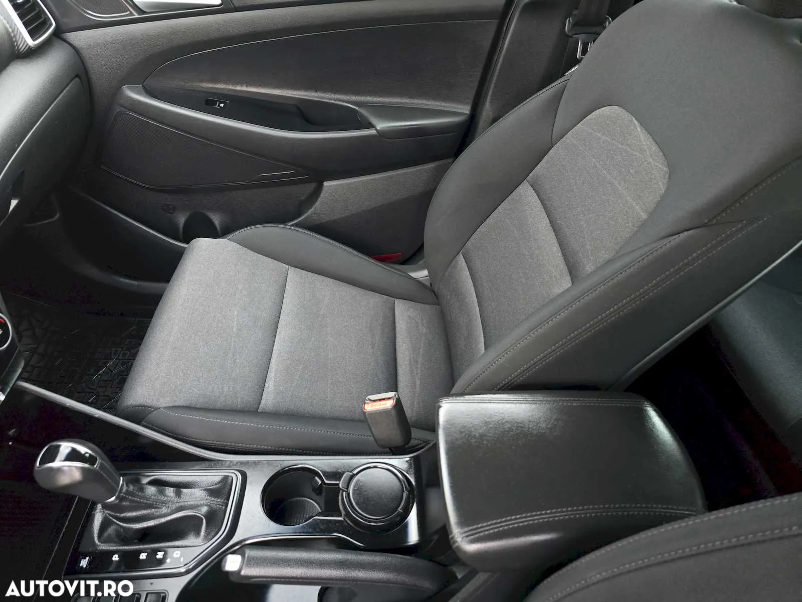 Hyundai Tucson 1.6 T-GDi 4WD 7DCT Premium - 27