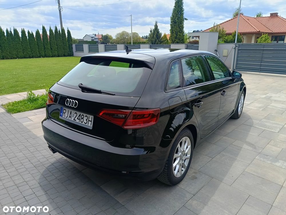 Audi A3 Sportback 2.0 TDI S tronic Attraction - 8