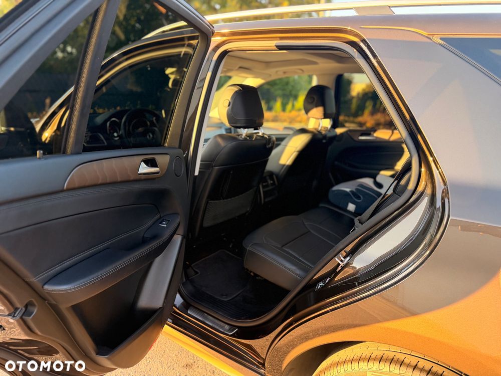 Mercedes-Benz GLE 350 d 4-Matic - 16