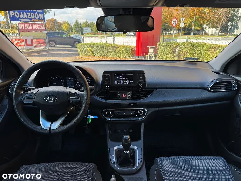Hyundai i30 1.4 Classic + - 10