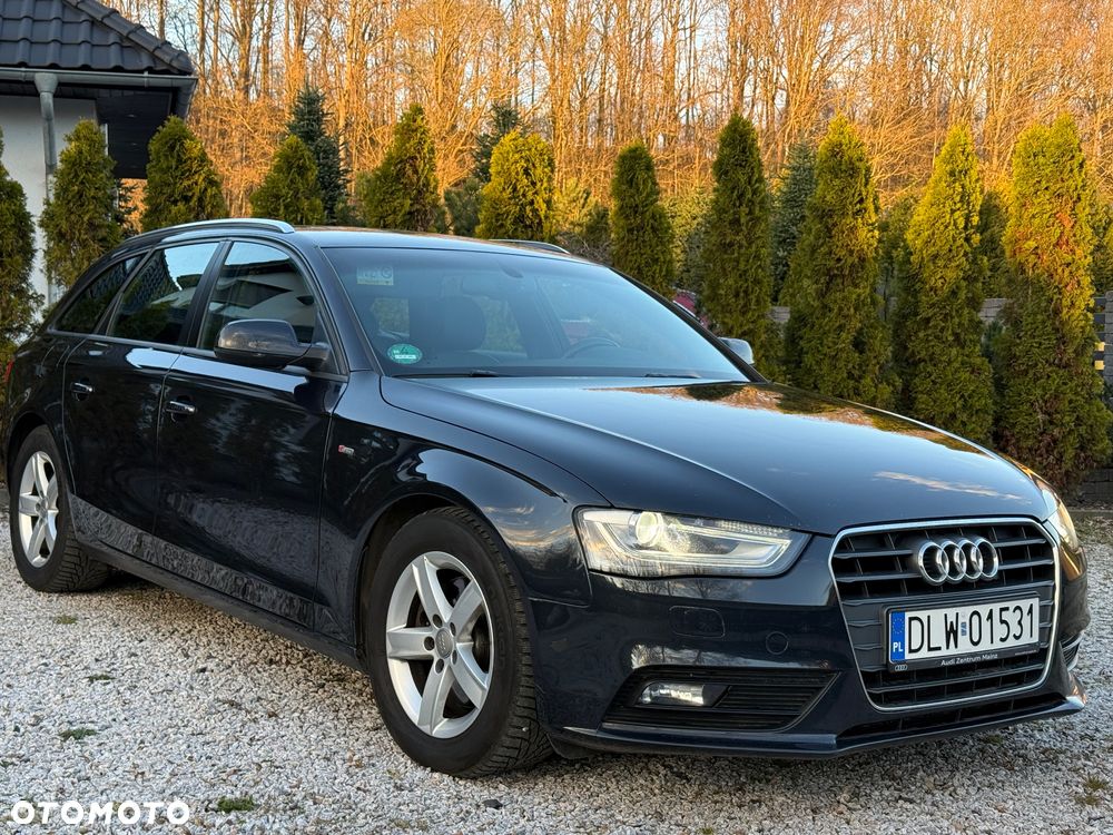 Audi A4 Avant 2.0 TDI DPF clean diesel multitronic S line Sportpaket - 1