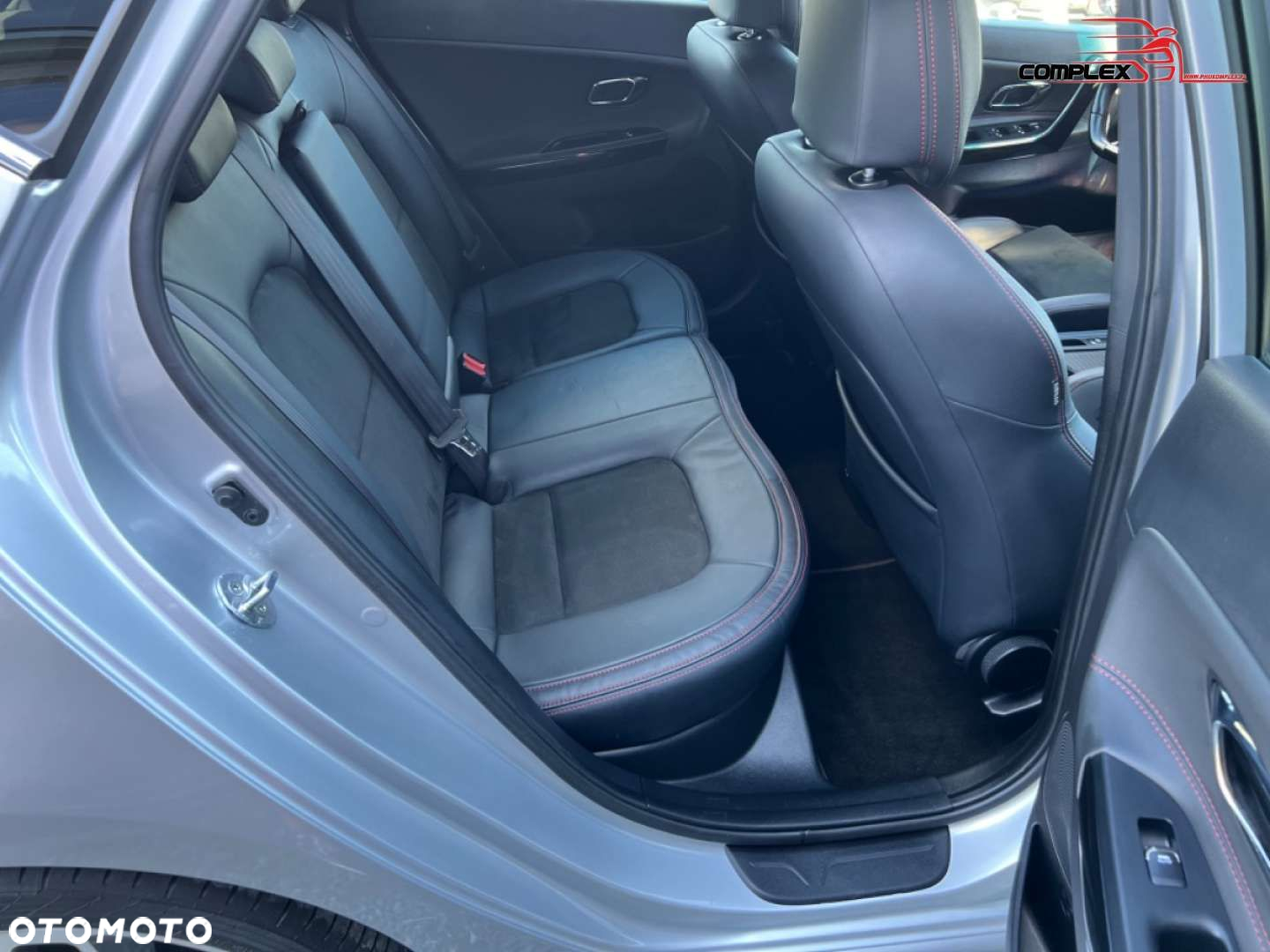 Kia Ceed - 9