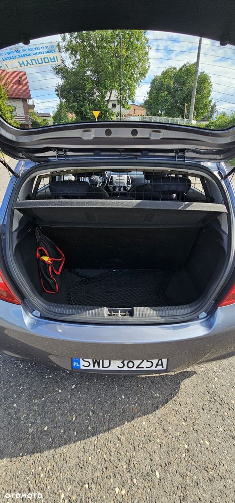 Hyundai i20 - 8