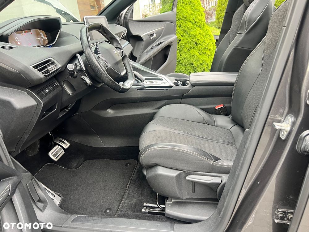 Peugeot 5008 BlueHDi 130 EAT8 GT - 22