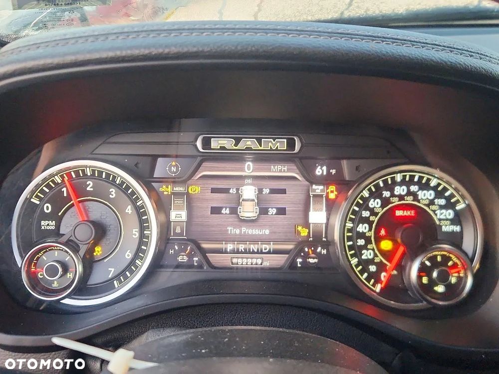 RAM 1500 5.7 Crew Cab Laramie - 10