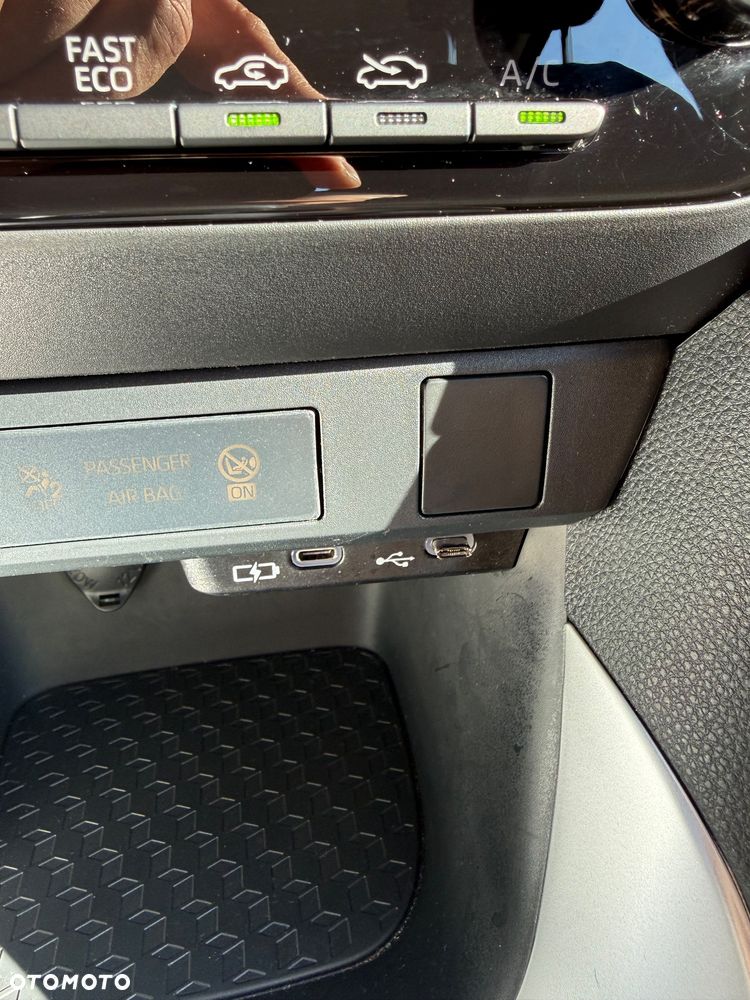 Toyota Yaris - 17