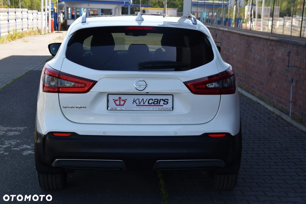 Nissan Qashqai 1.6 DIG-T Tekna+ - 10