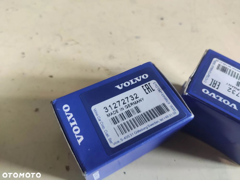 Czujnik ciśnienia Paliwa Volvo Bosch Nowy ORG 31272732 0261230239 - 4