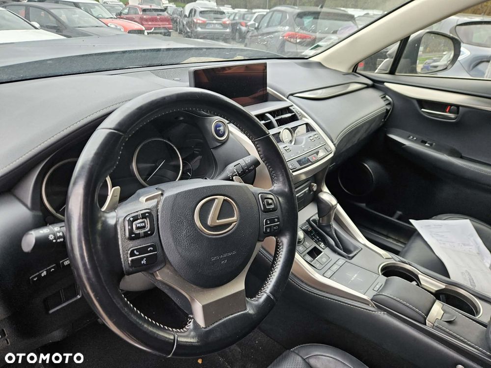 Lexus NX 300h Elite AWD - 6