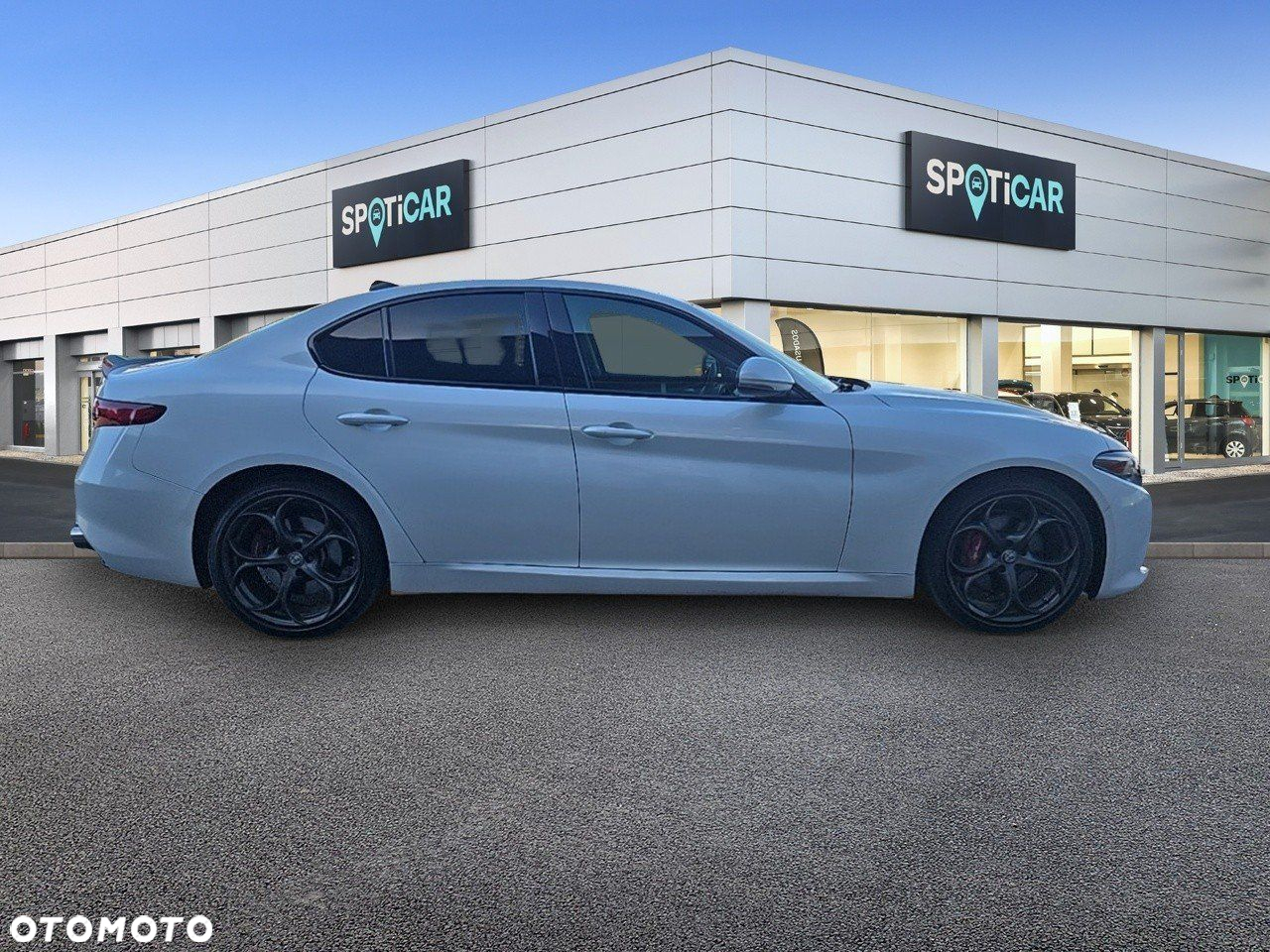Alfa Romeo Giulia - 4
