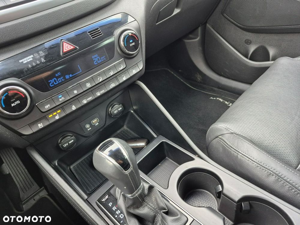 Hyundai Tucson - 16