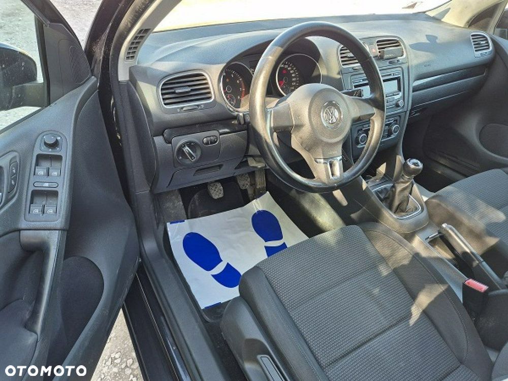 Volkswagen Golf - 11