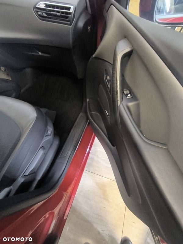 Citroën C4 Grand Picasso BlueHDi 120 Exclusive - 30