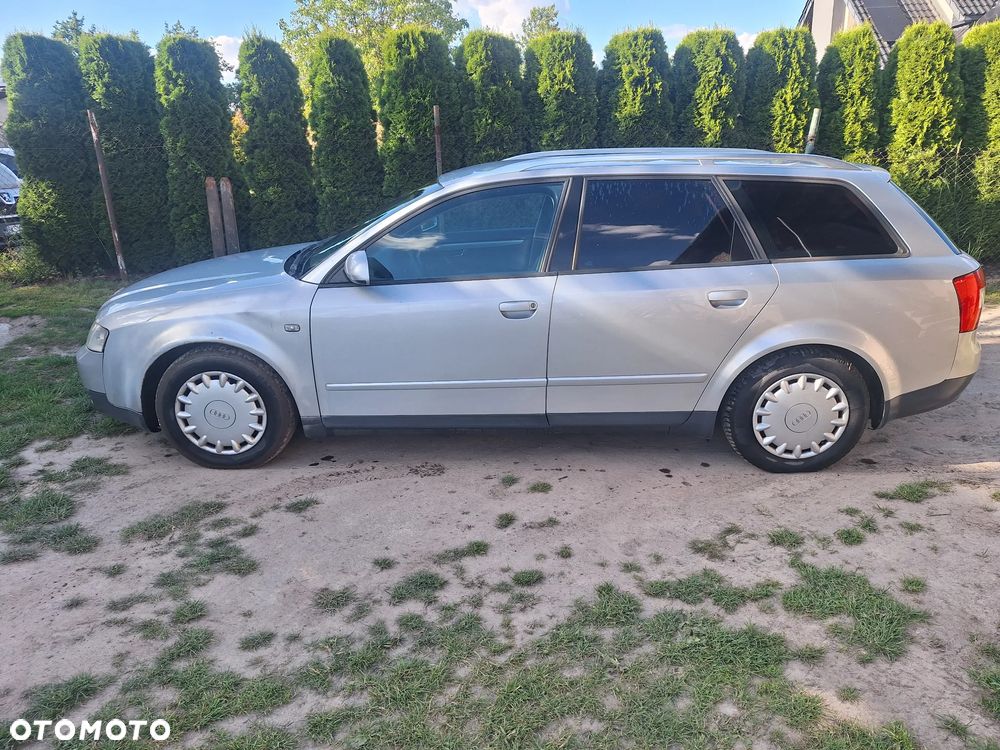Audi A4 Avant - 1
