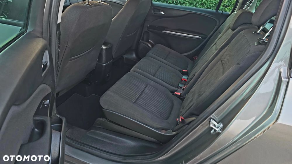 Opel Zafira - 29